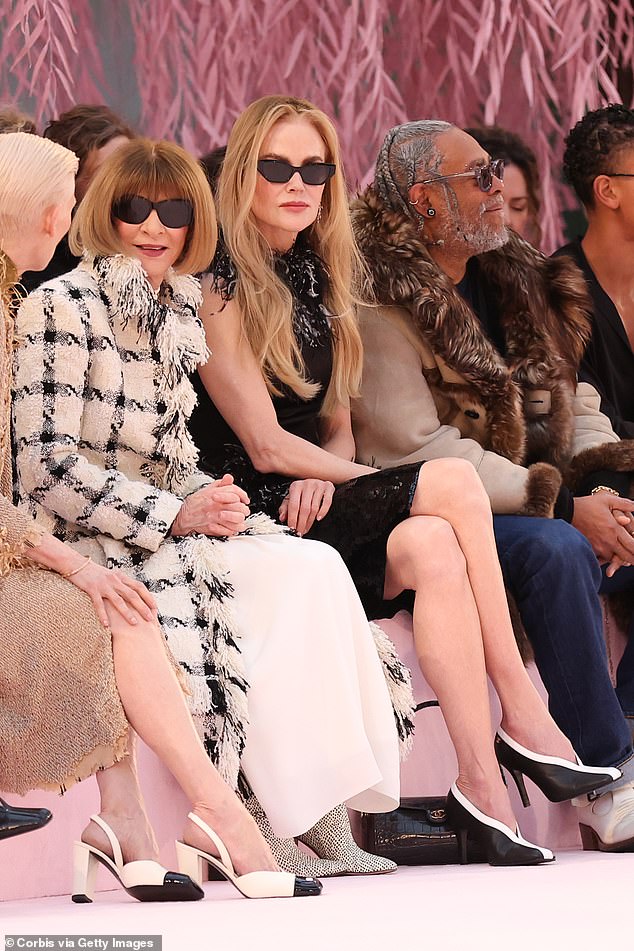 Nicole Kidman seated next to Anna Wintour on the Chanel front row