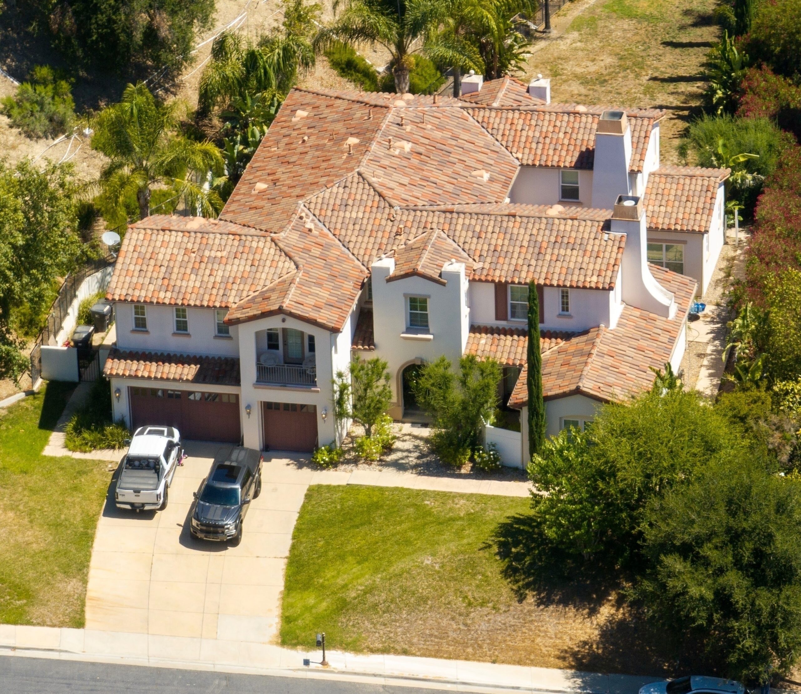 Aerial view of the Calabasas rental home; the couple was reportedly evicted over unpaid rent.