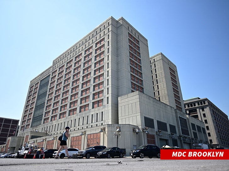 Metropolitan Detention Center (MDC) Brooklyn exterior