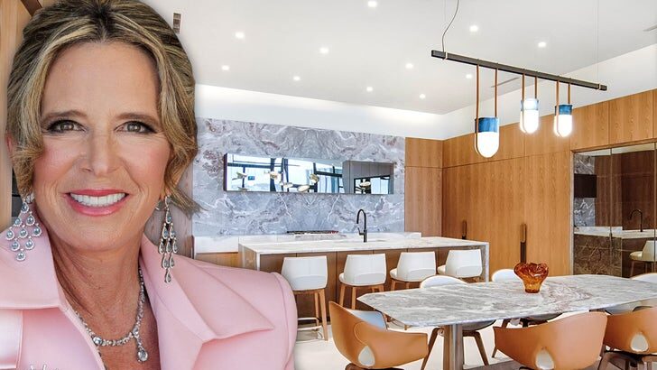 Exterior of Hilary Musser's custom-built West Palm Beach waterfront mansion