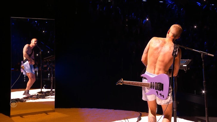 Justin Bieber performs "Yukon" on the 2026 Grammy stage