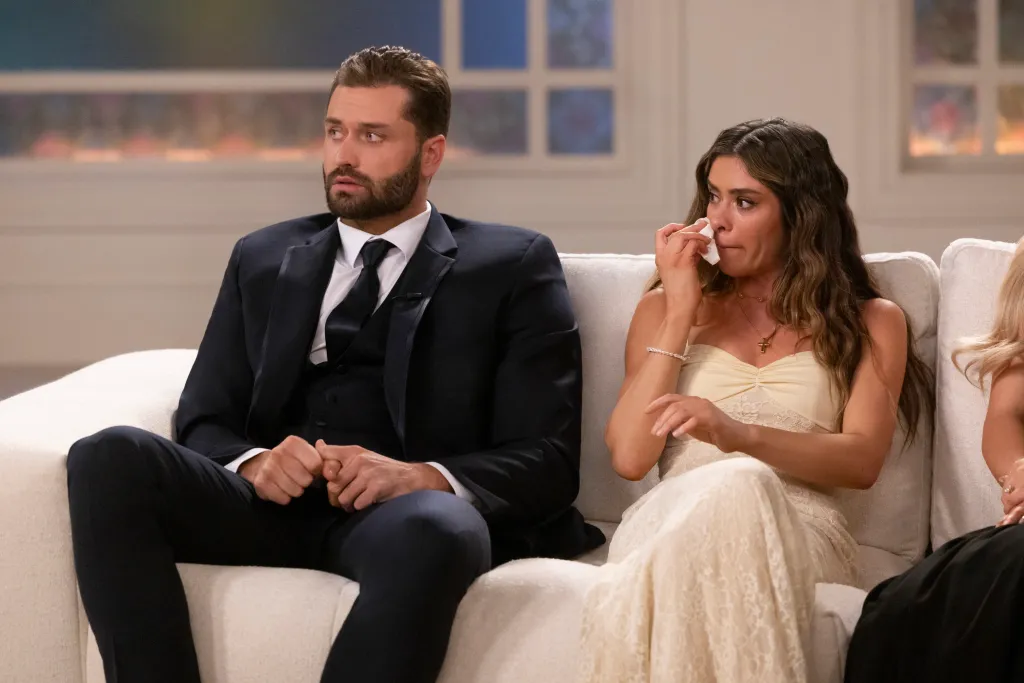 Taylor Frankie Paul crying next to Dakota Mortensen.