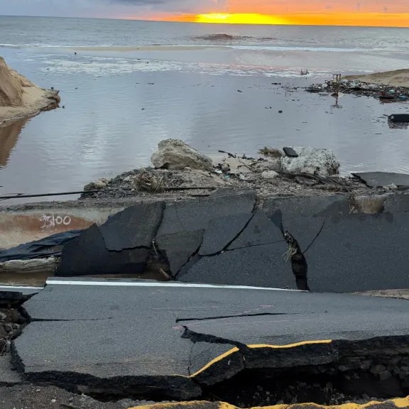 Momoa, who was born in Hawaii, has been sharing the devastating impact of the storm on social media. - prideofgypsies/instagram
