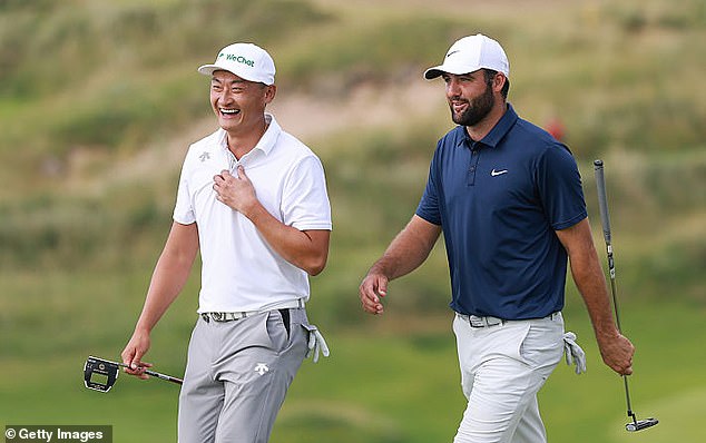 The Chinese star will tee it up alongside world No 1 in the final round at Augusta National