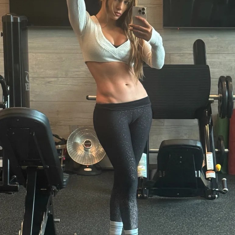 Jennifer Lopez showed off her impressive abs on Instagram Sunday. - Instagram/@jlo